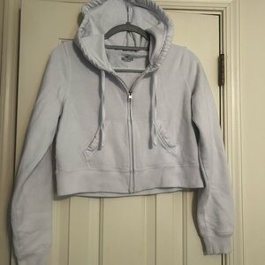 Hollister Women's Light Grey Cropped Hoodie